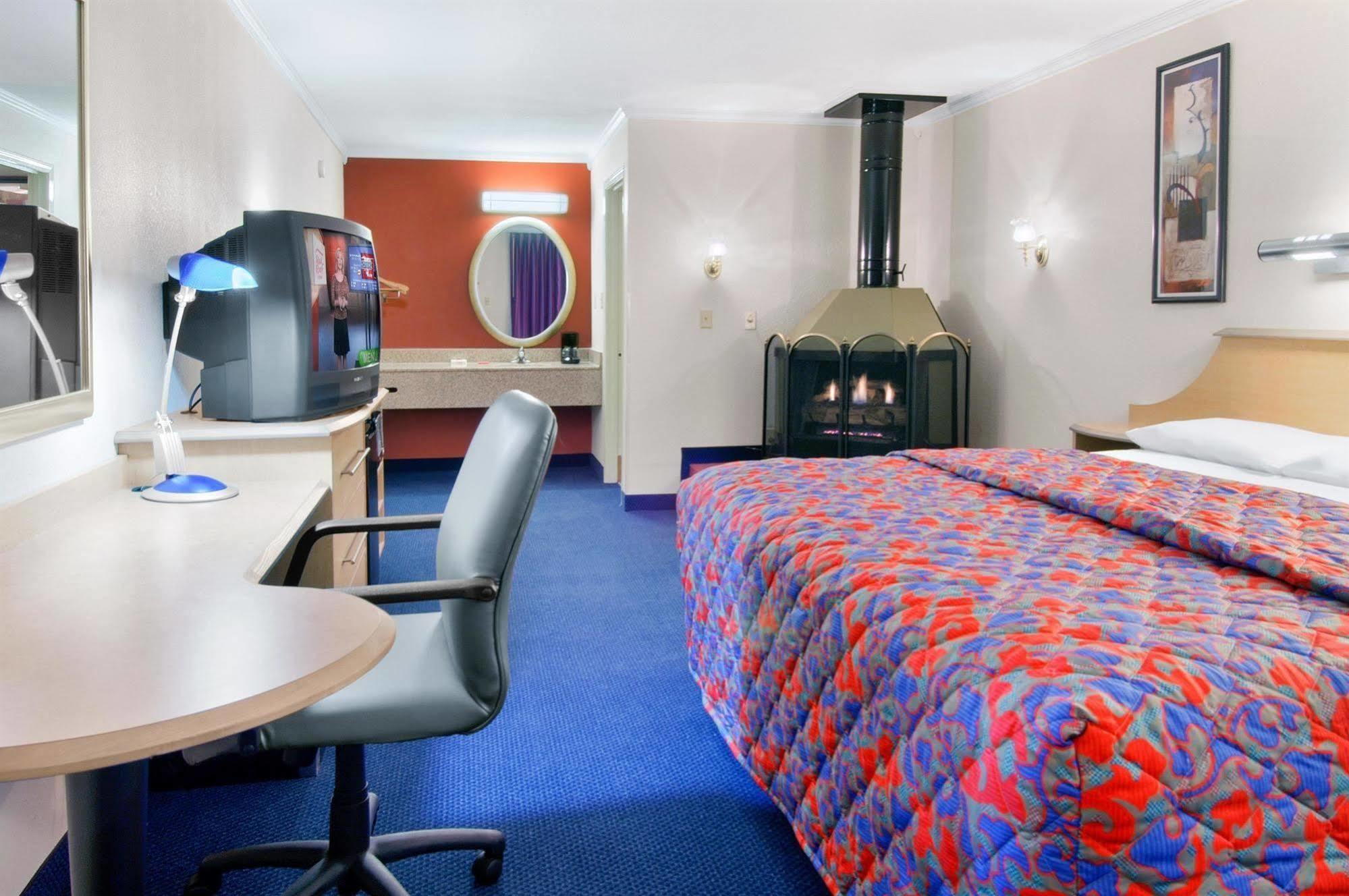 Motel 6-Gatlinburg, Tn - Smoky Mountains Εξωτερικό φωτογραφία